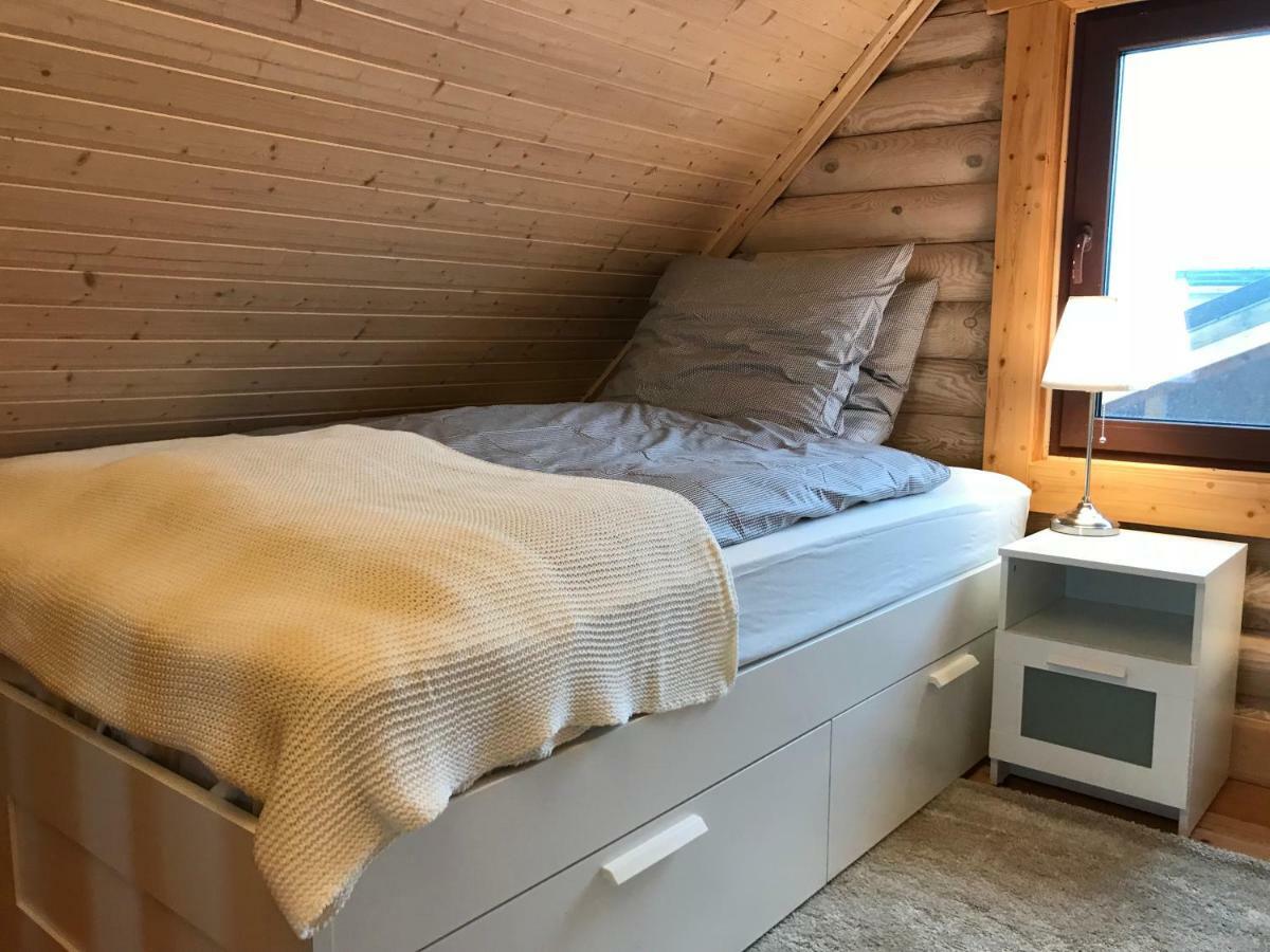 Wellness Huette Am Zwenkauer See Bei Leipzig Kültér fotó